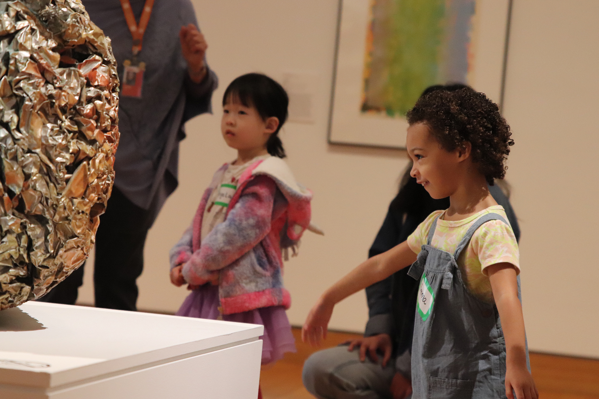 children in the contemporary gallery for Tot Time