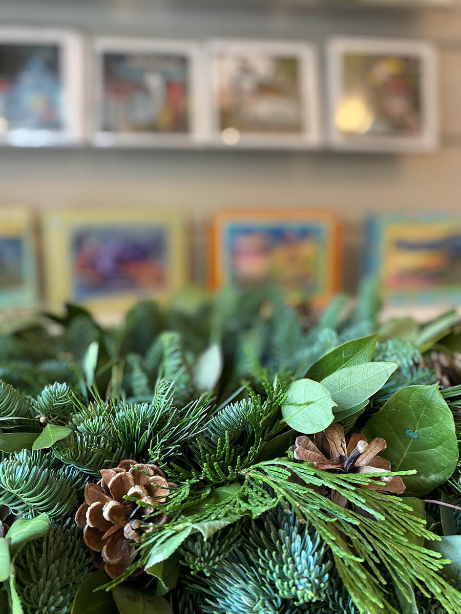 holiday decoration at artisans guild galler