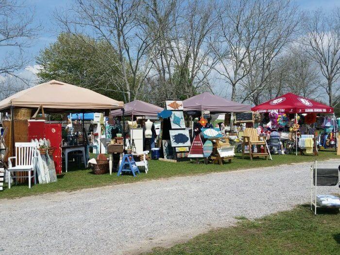 pop up flea and farmers market